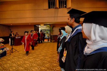 Convocation Ceremony: Bachelor of Commerce, Flinders University, Adelaide Australia