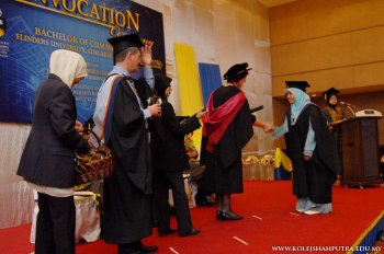 Convocation Ceremony: Bachelor of Commerce, Flinders University, Adelaide Australia