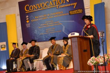 Convocation Ceremony: Bachelor of Commerce, Flinders University, Adelaide Australia