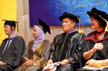 Convocation Ceremony: Bachelor of Commerce, Flinders University, Adelaide Australia