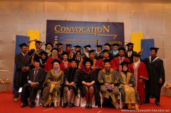 Convocation Ceremony: Bachelor of Commerce, Flinders University, Adelaide Australia