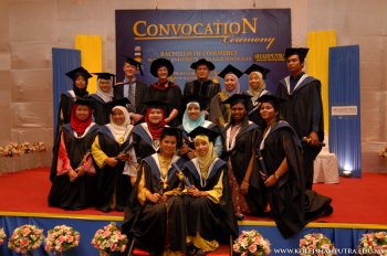 Convocation Ceremony: Bachelor of Commerce, Flinders University, Adelaide Australia