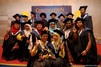 Convocation Ceremony: Bachelor of Commerce, Flinders University, Adelaide Australia