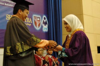 Majlis Konvokesyen Pra Diploma UPM & Sijil Diploma Kemahiran Malaysia JPK