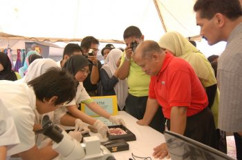 Bersama Komuniti Daerah Pekan