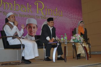 Ombak Rindu : Rinduku kepadamu Ya Rasulullah