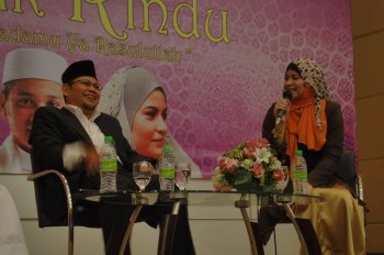 Ombak Rindu : Rinduku kepadamu Ya Rasulullah