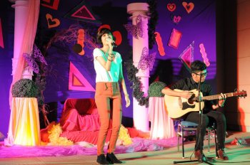 Teater : Alahai Dona