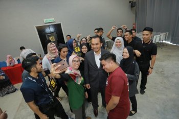 Program Bicara Menggapai Impian IM4U bersama Widad College dan PERHATI