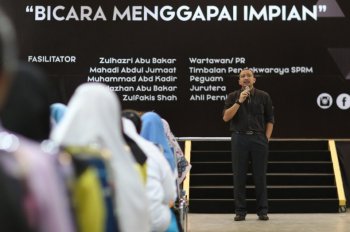 Program Bicara Menggapai Impian IM4U bersama Widad College dan PERHATI