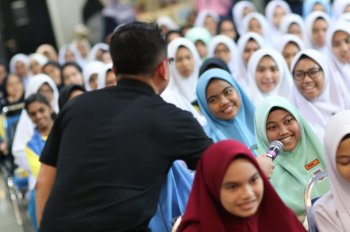 Program Bicara Menggapai Impian IM4U bersama Widad College dan PERHATI