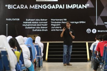 Program Bicara Menggapai Impian IM4U bersama Widad College dan PERHATI