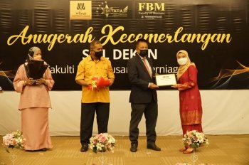 Anugerah Kecemerlangan Sijil Dekan - Fakulti Pengurusan & Perniagaan