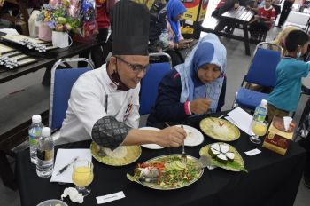 Kelentang Kelentung Widad (Kolaborasi Bersama KEMAS)