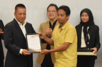 Penganugerahan dan Pengiktirafan Anugerah Lama Berkhidmat Sempena Bulan Akademia 2023