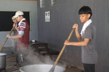 Progran Rewang dan Edar Bubur Lambuk 2023