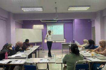 Sales Training by En Mohd Faroq bin Dato' Ibrahim, Chief Operating Officer Widad Education Sdn. Bhd.