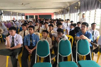 Hala Tuju Pendidikan Pelajar SMK Cenderawasih Sempena Minggu Sains & Teknologi